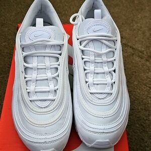 Nike Whitr Air Max Sneakers